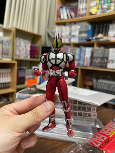 S.H.Figuarts 假面骑士555 爆发形态