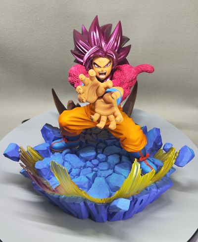 FiguartsZERO [超激战]  超级赛亚人4孙悟空 -大魔-