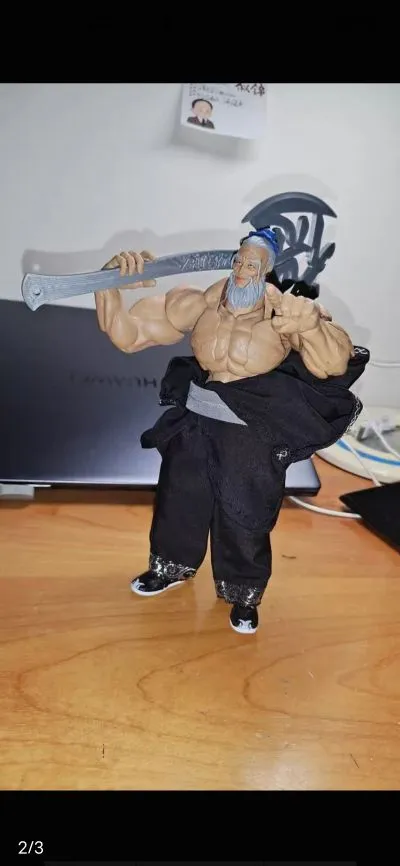 手办