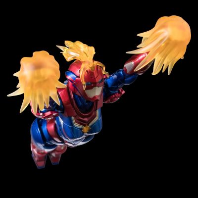 Fighting Armor 漫威   惊奇队长