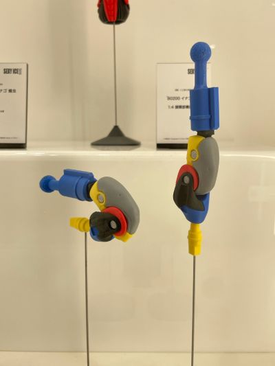 虫 人工进化实验体 B0200 蝗虫 膝关节构造