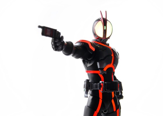 S.H.Figuarts（真骨雕制法） 假面骑士555 夜色版
