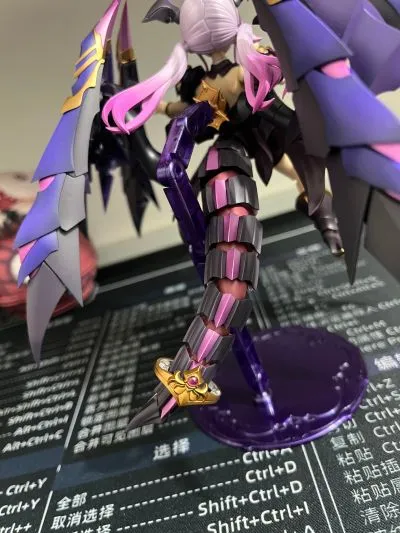 手办