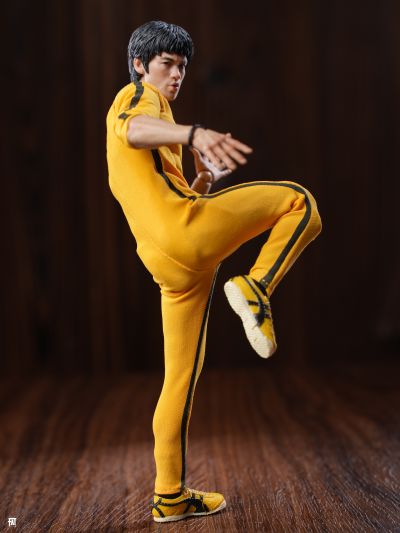 李小龙 黄色套装