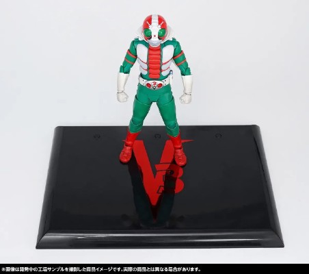 S.H.Figuarts（真骨雕制法） 假面骑士胜利三号 荣耀昭和骑士版