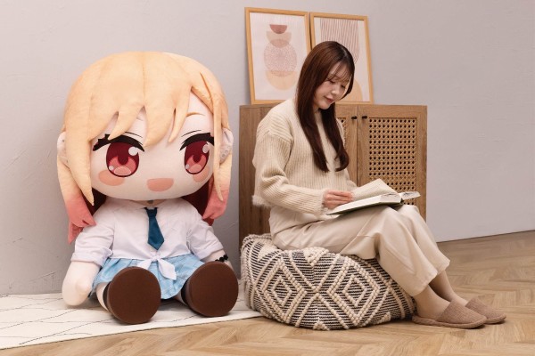 DOQUTE 更衣人偶坠入爱河 超特大毛绒玩偶 喜多川海梦～制服～