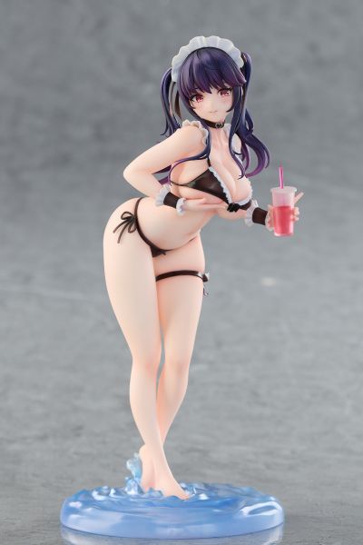 泳装女仆 夏洛特