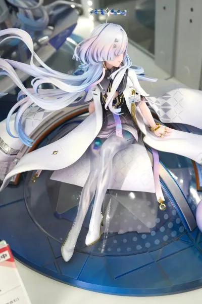 鸣潮 莫宁