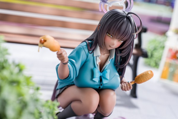 蔚蓝档案 角楯花凛 (制服）纪念大厅版