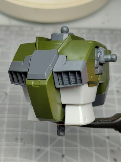 MG 1/100 RGM-79SC 吉姆狙击特装型（迪尼斯·A·容格专用机）