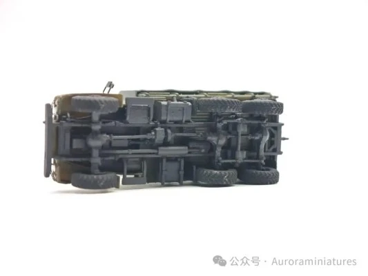 1/87 东风EQ240/245军用卡车
