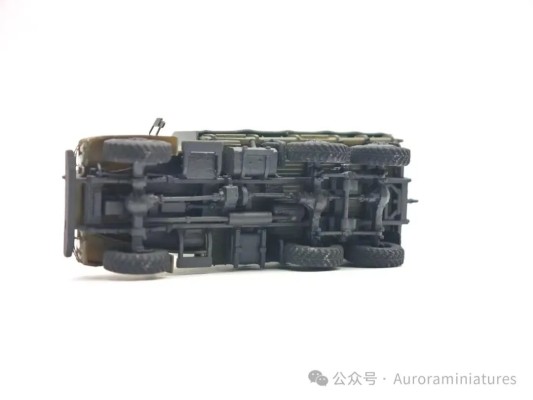 1/87 东风EQ240/245军用卡车
