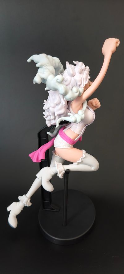 艺术之王 航海王 乔艾莉·波妮 最自由的未来