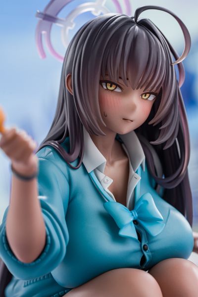 蔚蓝档案 角楯花凛 (制服）纪念大厅版