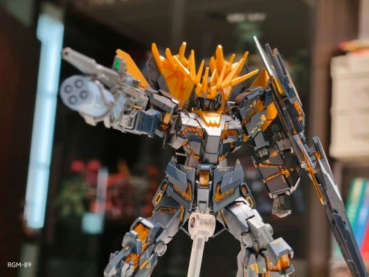 HGUC 1/144 	机动战士高达UC RX-0[N] 独角兽高达2号机 报丧女妖·命运女神