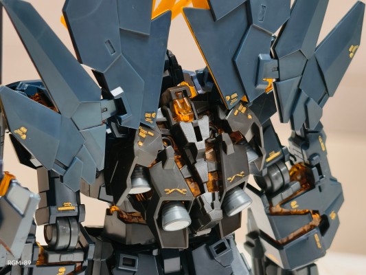 HGUC 1/144 	机动战士高达UC RX-0[N] 独角兽高达2号机 报丧女妖·命运女神