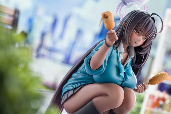 蔚蓝档案 角楯花凛 (制服）纪念大厅版