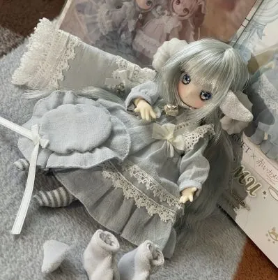 手办