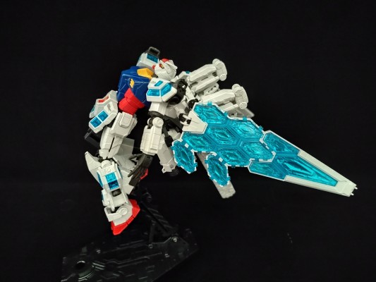 RX-78F00/E 高达（EX-001 璃羽装备）环保材料版