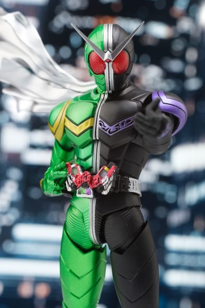 S.H.Figuarts 假面骑士创骑 兔子坦克形态  [BEST SELECTION]