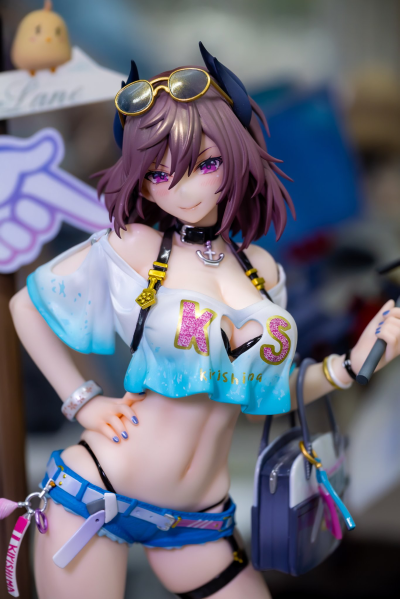 碧蓝航线 雾岛 夏日的大胆尝试