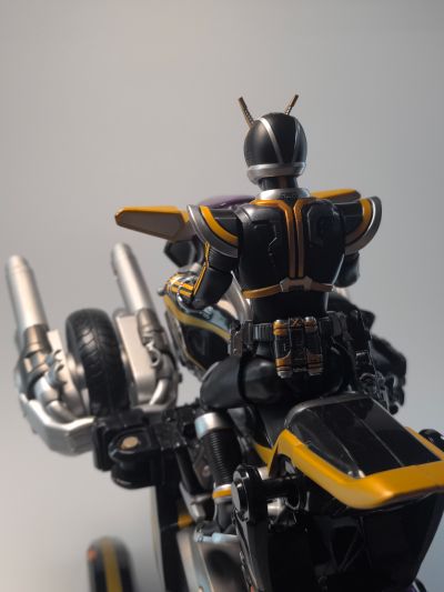 S.H.Figuarts（真骨雕制法）  假面骑士凯撒