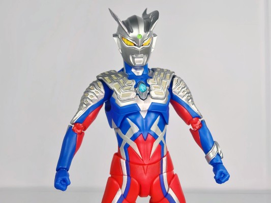 S.H.Figuarts 赛罗奥特曼 透明配色（Clear Color）