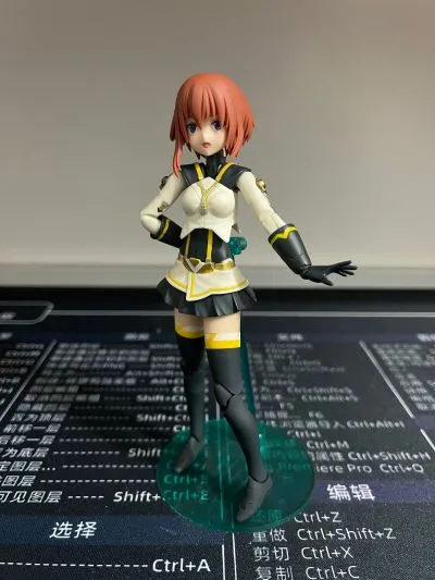 手办