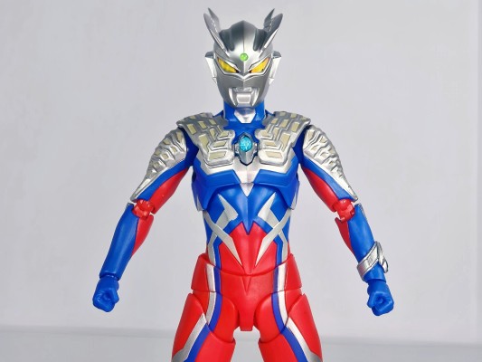 S.H.Figuarts 赛罗奥特曼 透明配色（Clear Color）