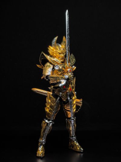 S.H.Figuarts（真骨雕制法）黄金骑士牙狼（冴岛大河）