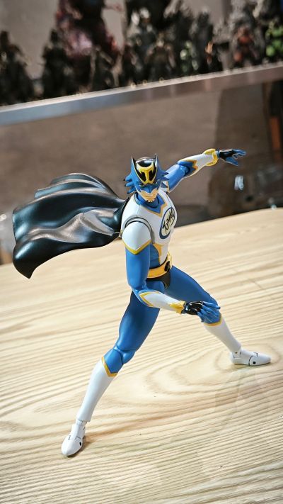 S.H.Figuarts  狂野猛虎 TOPMAG版