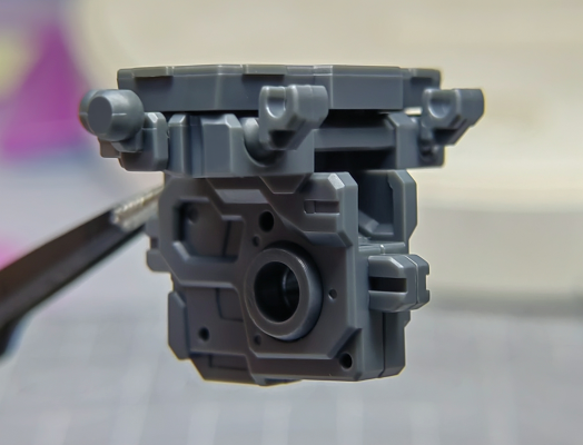 MG 1/100 RGM-79SC 吉姆狙击特装型（迪尼斯·A·容格专用机）