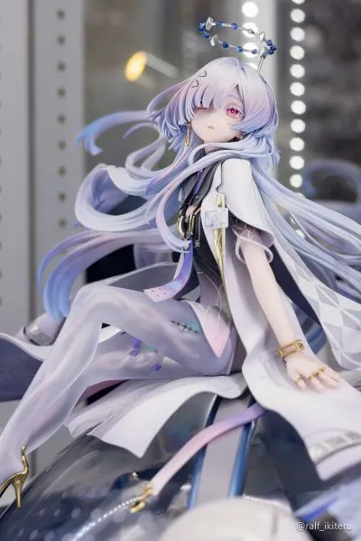 鸣潮 莫宁