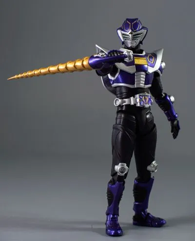 S.H.Figuarts（真骨雕制法） 假面骑士王蛇