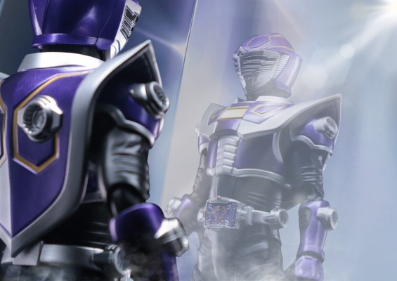 S.H.Figuarts（真骨雕制法） 假面骑士王蛇