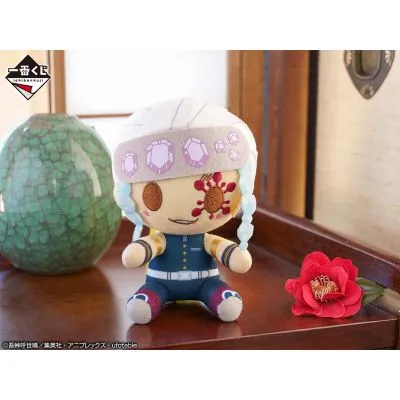 一番赏 鬼灭之刃 ~宇髓天元 登场！~F赏 宇髓天元 小小坐姿毛绒玩偶