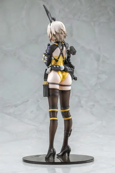 少女前线2：追放 维克托 战地兔影