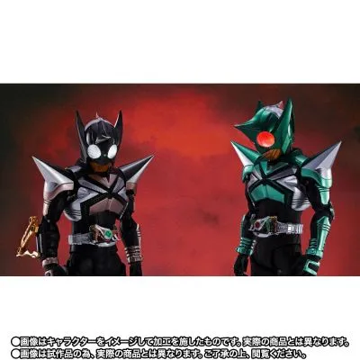S.H.Figuarts（真骨雕制法） 假面骑士踢蝗＆假面骑士拳蝗 20周年纪念版