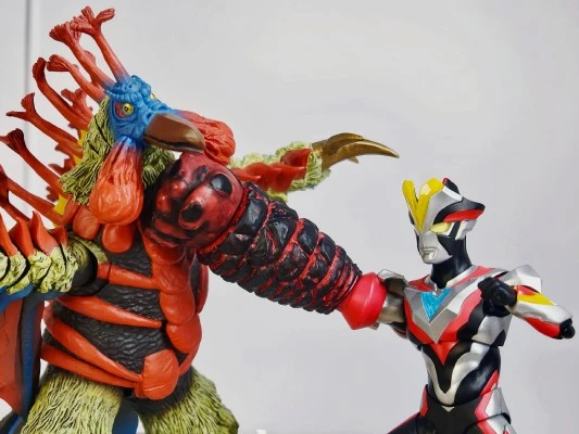 S.H.Figuarts 巴顿