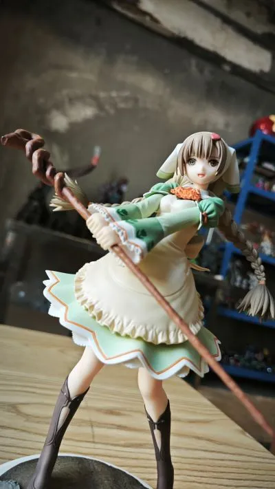 アミル・マナフレア