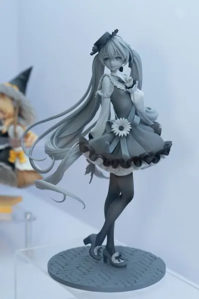 桌面少女系列  初音未来 秋日私语