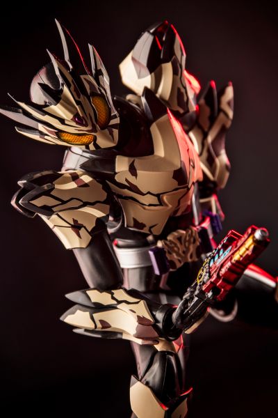 S.H.Figuarts 假面骑士焙客 碎碎曲奇形态