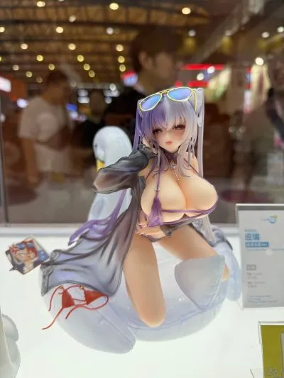 棕色尘埃2 海军队长 席比雅
