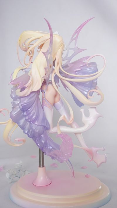 白恶魔